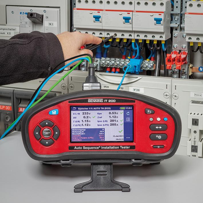 Installationsprüfgerät IT 200 Benning