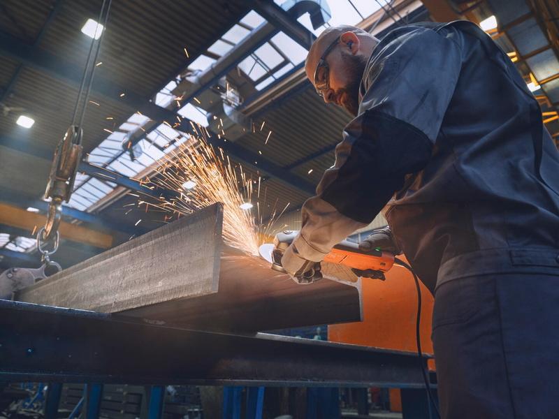 Kompaktná uhlová brúska Ø 125 mm CG 15-125 BL