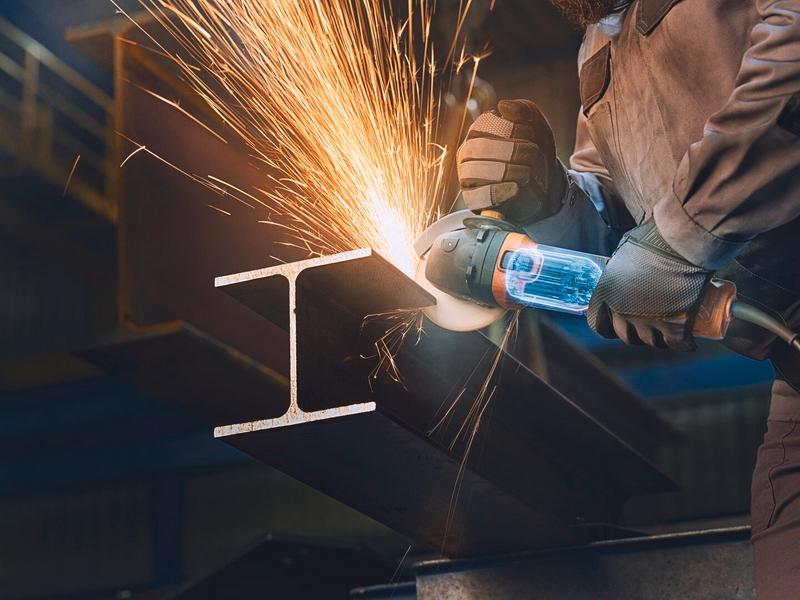 Kompaktná uhlová brúska Ø 125 mm CG 15-125 BL