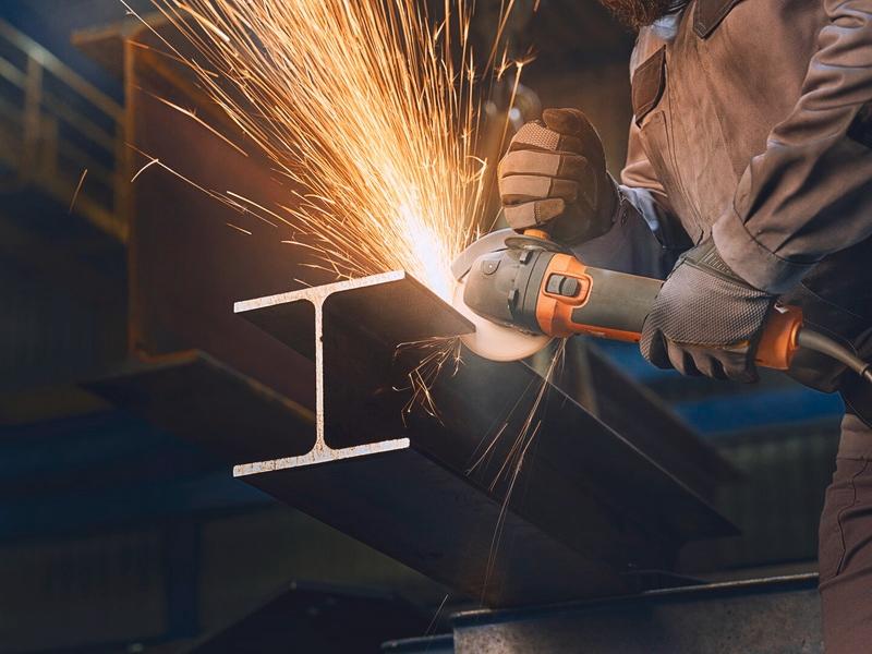 Kompaktná uhlová brúska Ø 125 mm CG 15-125 BL