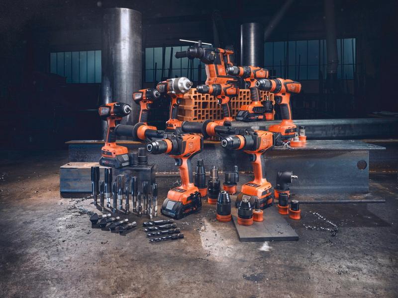 4-rýchlostný akumulátorový vŕtací skrutkovač Akumulátorová vŕtačka ASCM 18 QSW AS (v kartóne)